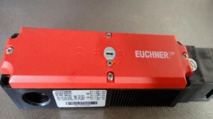 EUCHNER Safety Switch TP3-2131A024M 084142
