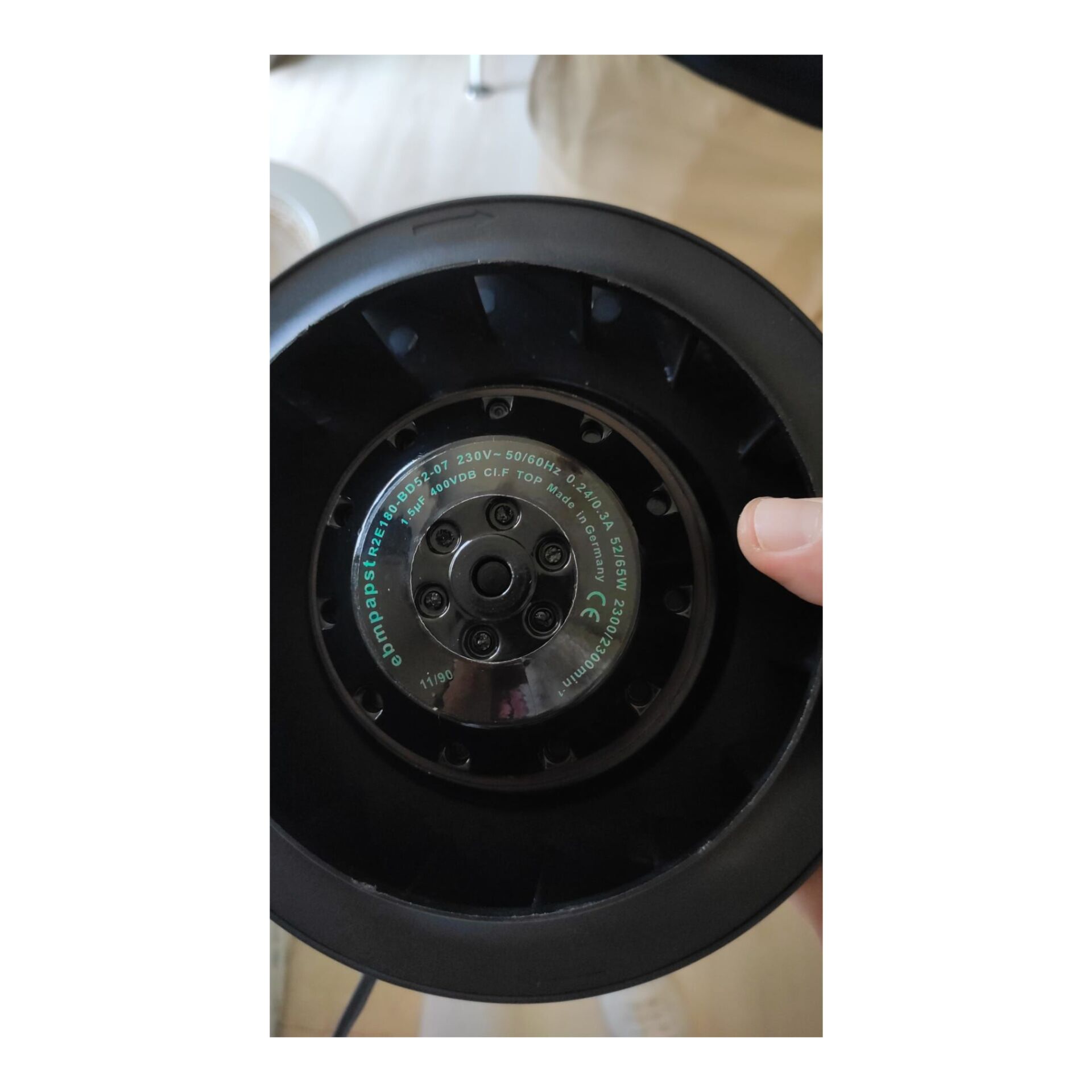 EBMPAPST R2E180-BD-52-07  FAN