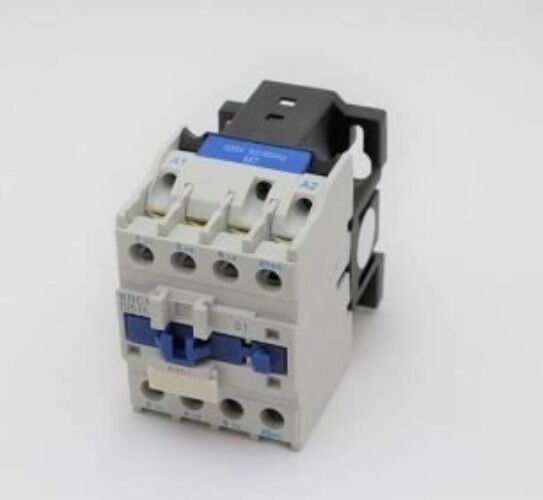 SCHNEİDER 2501 25 AMPER 24/48 VAC KONTAKTÖR